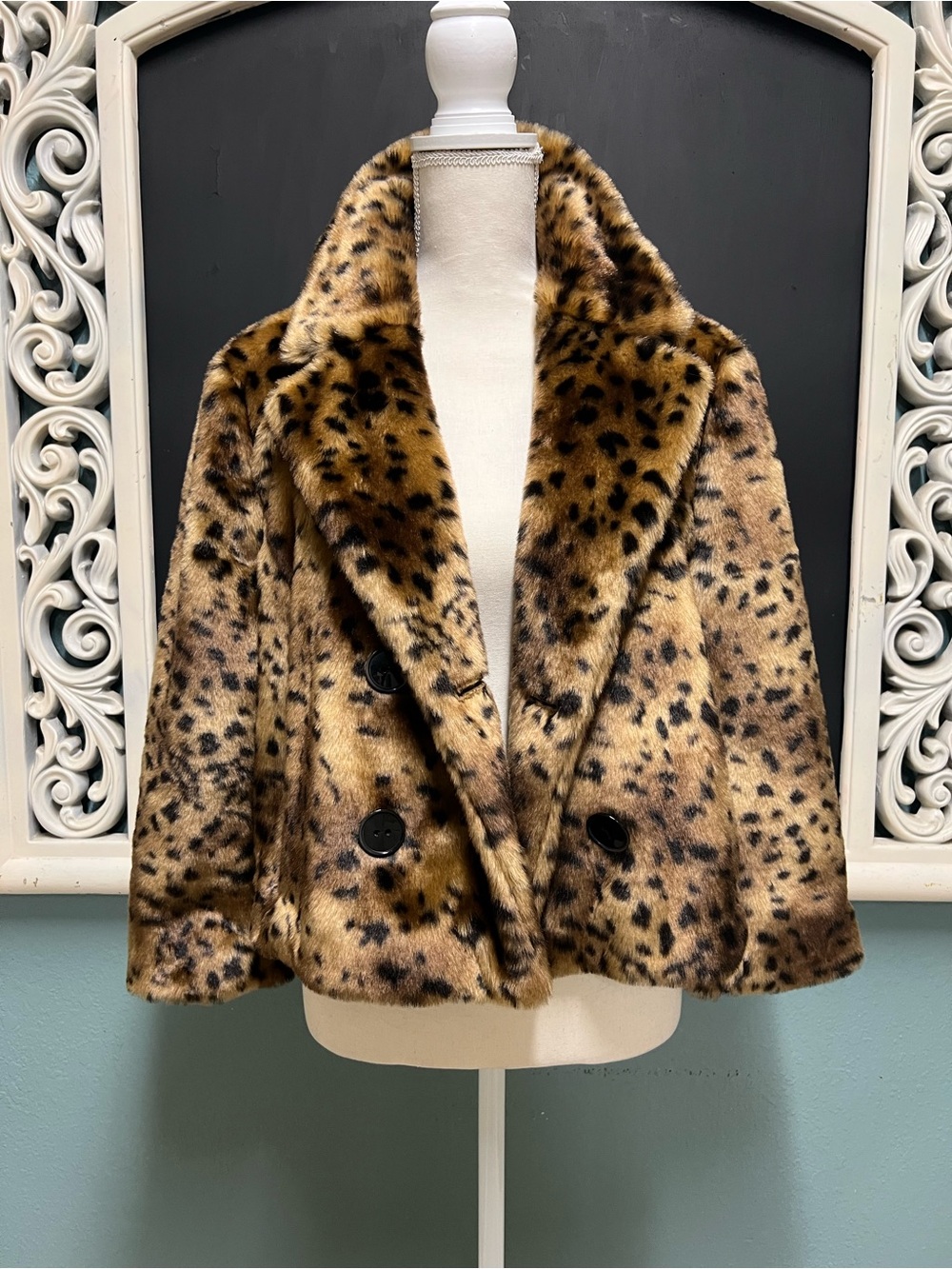 Ann Taylor Loft cropped Faux Fur Leopard Print Double-Breasted Jacket - Brown